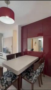 Para um trabalho temporário ou férias em Curitiba