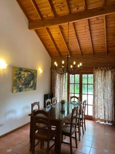 Casa Chalet Encuentros 1998 UBICADA A 1 CUADRA DEL MAR