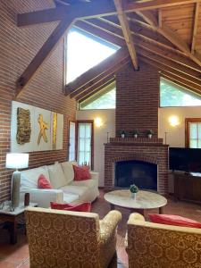 Casa Chalet Encuentros 1998 UBICADA A 1 CUADRA DEL MAR