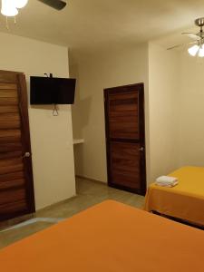 BM Zihua Casa de Huéspedes