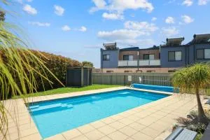 Beach Life at Cowes - Somers