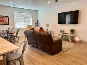 Luxury Red Rock Townhome - 42- St George Santa Clara