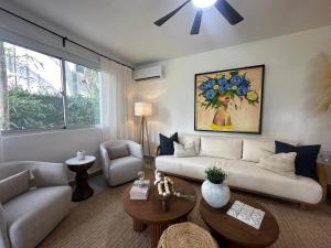 Luxury 2 Bedroom Apartment, 1 Min Walk to Punta Popy Beach, Pool, AC, Fast WiFi, Las Terrenas