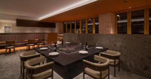 HOTEL LA VIGNE HAKUBA by Onko Chishin