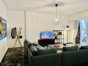 Kallithea Nest by Mancris