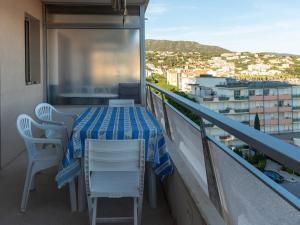 Studio cabine 4 pers. au Lavandou, face mer - FR-1-803-70