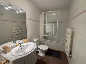 Appartements Bel Appartement 2 Pieces au Calme avec Parking et Equipements Complets - FR-1-593-123 : photos des chambres