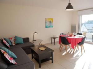 Appartements Appartement cosy a Etel - 44 m², Wifi, Animaux acceptes, Parking prive - FR-1-479-182 : photos des chambres