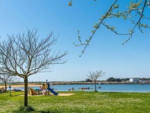 Appartements Appartement cosy a Etel - 44 m², Wifi, Animaux acceptes, Parking prive - FR-1-479-182 : photos des chambres
