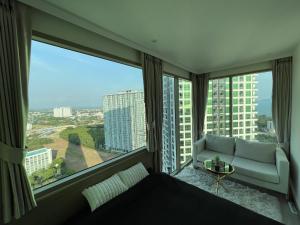 Luxury Condo 26FL Gym, Pools Nr Beach Market