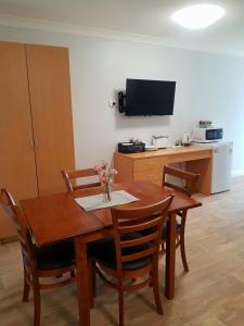 The Major Mitchell Motel