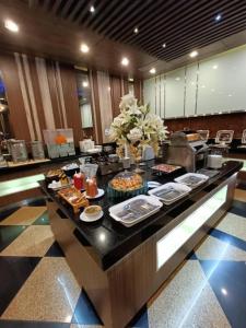 Sri U-Thong Grand Hotel