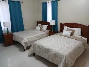 Turquoise Villa - Revival