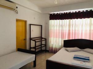 Senanayaka Holiday Inn