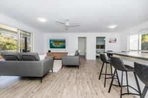 Bayview - Three Bedroom, Family & Pet Friendly Coastal Getaway in Agnes Water