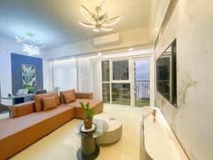 Luxurious 3BR in Manila Bay beside Okada