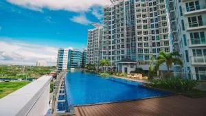 Mactan Newtown 1-Bedroom Unit with Pool view and Seaview - Punta Engaño