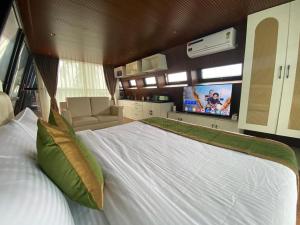 Amara Kosha Misty Hills - Brahma