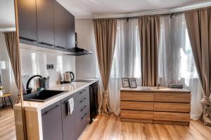 Lilys Studio 4 by Bulgarentals - Central Sofia