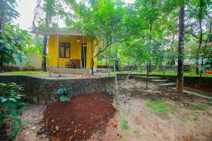 Green Waters Resort by Aradhana Leisure