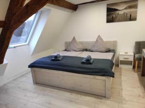 Ferienwohnung im sanierten Denkmal max 3 Personen FeWo1