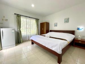 Surinbeach Double Room 102