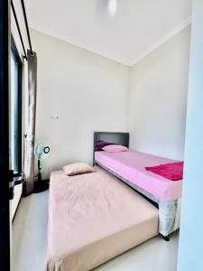 3BR Villa with Mountain View, Private Pool, Netflix by Arrayyan B6