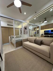 Antoneitte Staycation