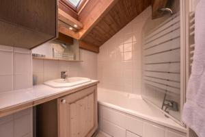 Appartement rénové avec Balcon - Vue montagne à Meribel les Allues