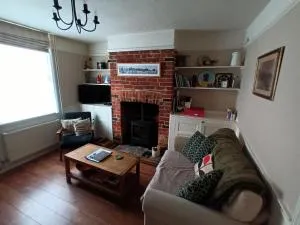 Daisy Tatham Cottage - Playden Daisy Tatham Cottage - Playden