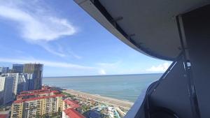 Holiday in Orbi Residence