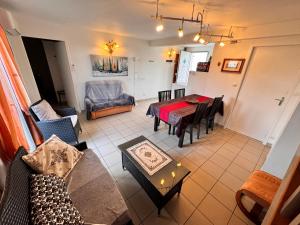 Maisons de vacances Les Amareyeurs - Ile d'Oleron - Maison classee 3 etoiles avec piscine - Clim - Velos : photos des chambres