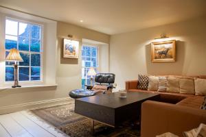 Quite location Near the Quay, Newly Refurbished 2 Ensuite Kingsize Bedrooms