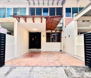 New Takekaze Retreat 竹风之家 for 14 pax at Central Penang