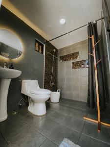 Private Cabin with pool close to the Beach