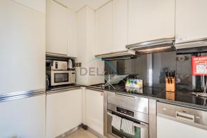 Lovely Studio in The Address Residence Dubai Marina by Deluxe Holiday Homes