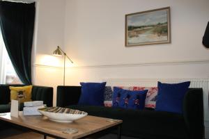 Tennyson Street Lincoln Central- Spacious 5 Bedroom House, Perfect for Short & Long Stays #Business #Leisure #Contractors #Relocators