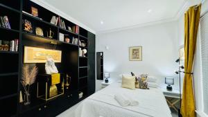Centrally Located Self-Catering 2 Bedroom Modern Accommodation
