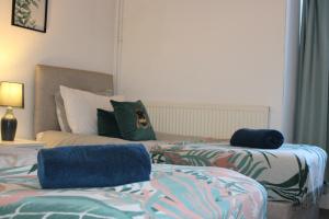 Tennyson Street Lincoln Central- Spacious 5 Bedroom House, Perfect for Short & Long Stays #Business #Leisure #Contractors #Relocators