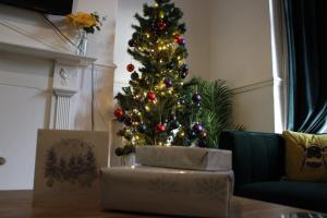 Tennyson Street Lincoln Central- Spacious 5 Bedroom House, Perfect for Short & Long Stays #Business #Leisure #Contractors #Relocators