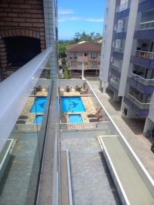 Condomínio pertinho do mirante entre as praias (Toninhas e Praia Grande)