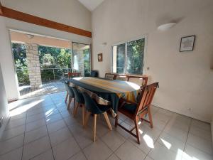 Villa PERICA pour 10 personnes. Entre lac et océan. Wifi gratuit.