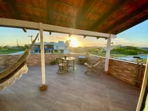 1,5km BR 101 - 700M PRAIA- APTOs Equipados e EXCLUSIVOS - COM TERRAÇO ou VARANDA - PÔR DO SOL - wi-fi 600mg - PRAIA ITAPIRUBÁ - Ponta Rasa