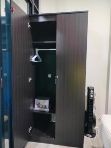 2 Bedroom Condo with Queen bed, Swimming Pool, free Netflix and Wifi