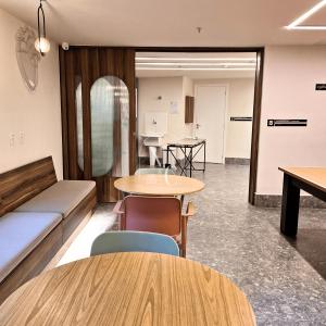 Send Co-Living by RNC Flats