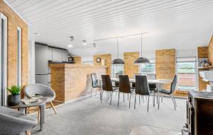 Holiday Home Mettes Bjerg Hvide Sande Iv