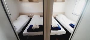 Campings GC - Confort et detente, 3 ch, 2 sdb, au calme, sur parcelle arboree : photos des chambres