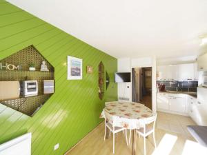 Spacieux appart 6 pers avec loggia à Gourette - FR-1-400-127