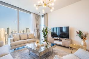 Sea View 3BR with Assistant Room and Balcony, Just Steps from Marina Promenade, 5242 Tower 1, Dubai Marina by Deluxe Holiday Homes
