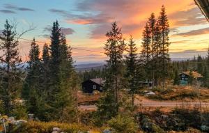 2 Bedroom Awesome Home In Lillehammer